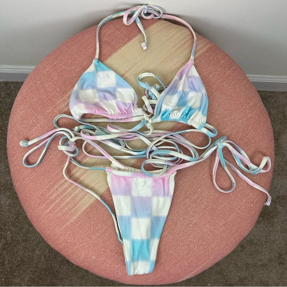 Frankie’s Bikinis x Alo Yoga Bikini